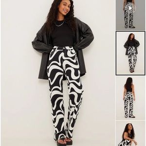 NA-KD high waist wide leg swirl pant jeans